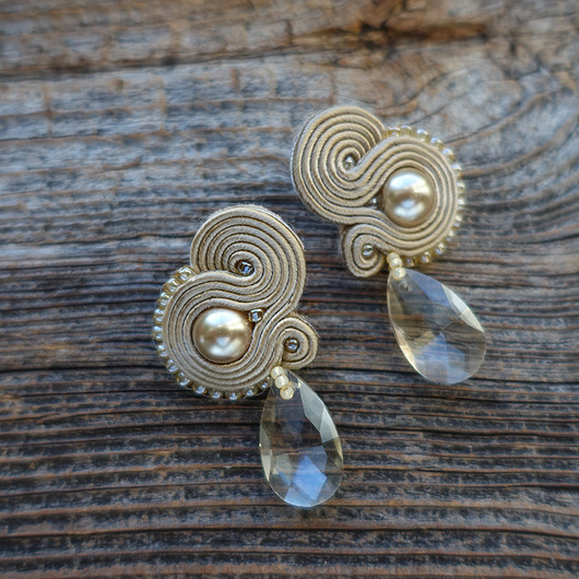 kolczyki soutache Beżowe kolczyki soutache