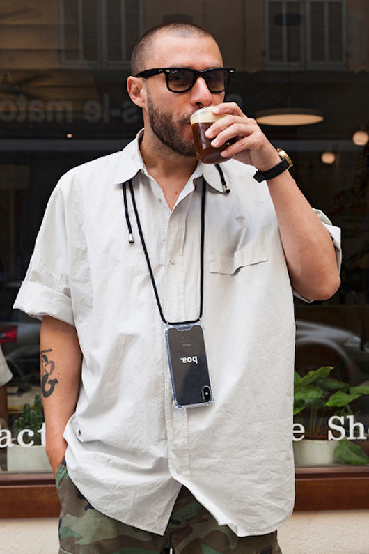 etui na telefon etui na sznurku- black boa