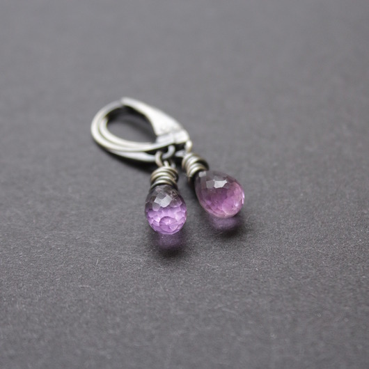 kolczyki z kamieniami Kolczyki ametysty w srebrnym kołnierzu