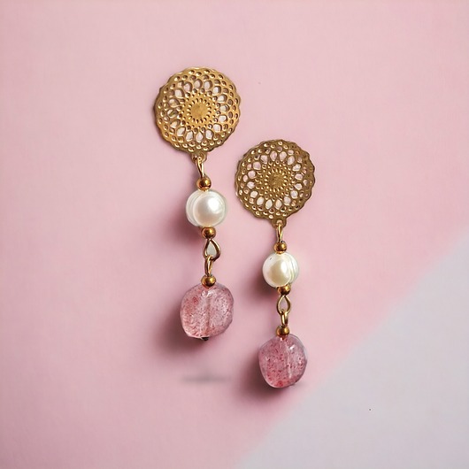 kolczyki z kamieniami Kwarc truskawkowy & PERŁY. kolczyki na ozdobnych sztyftach