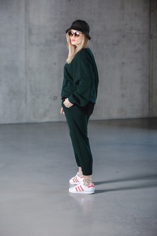 spodnie dresowe damskie Spodnie dresowe zielone o kroju marchewkowym Unisex