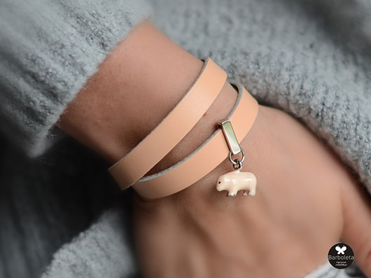 bear & nude barboleta