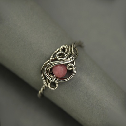 pierścionki - różne Pierścionek regulowany rodonit wire wrapping