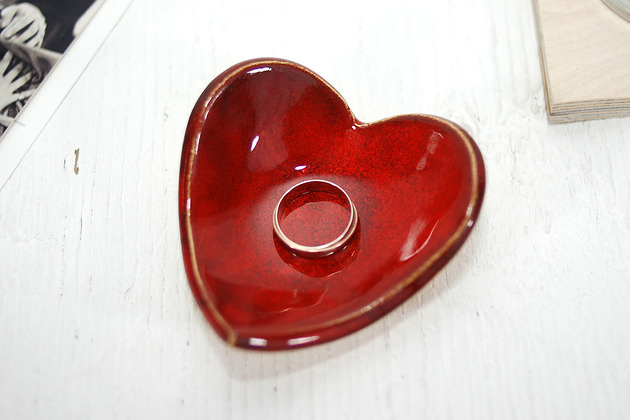 pojemniki na biżuterię Ceramiczna miseczka na biżuterię - lawa