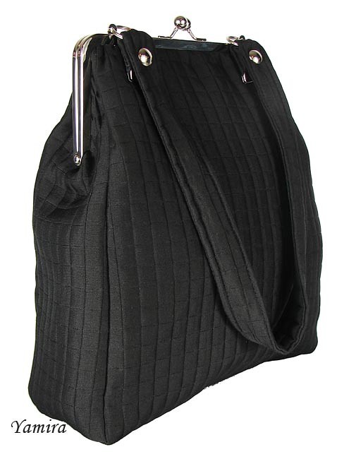 XL classic black yamira
