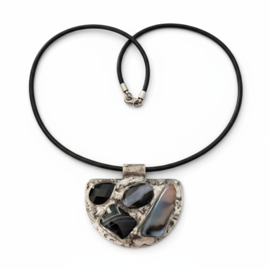 wisiory Naszyjnik z witrażowym wisiorem MONTENEGRO II agaty, onyks