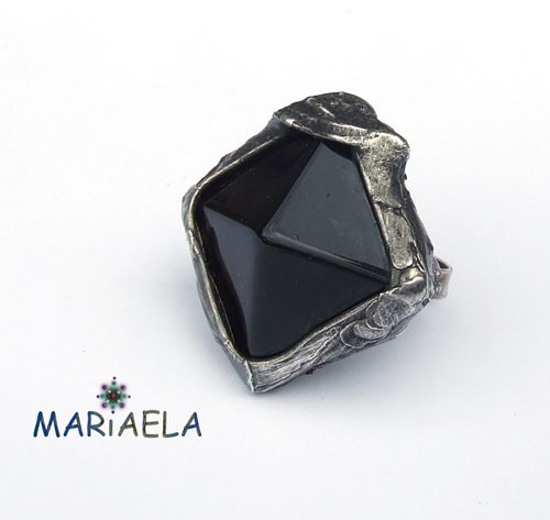 PIRAMIDA  OTULONA MARIAELA