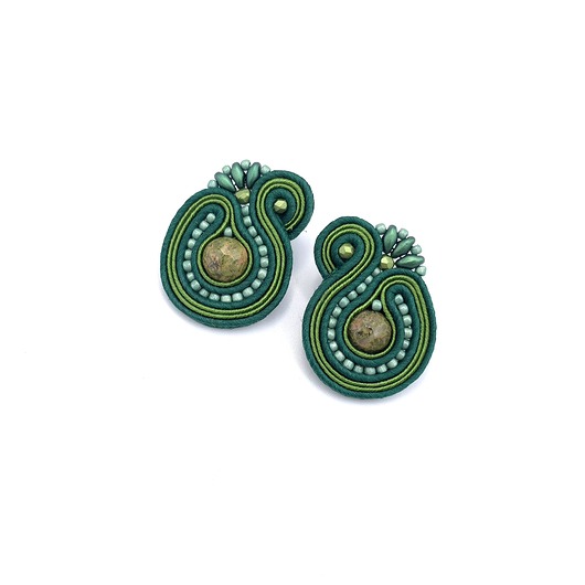 kolczyki soutache Mila kolczyki sutasz sztyfty małe zielone z kulkami unakitu