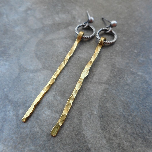 kolczyki srebrne Złote patyczki srebro 925