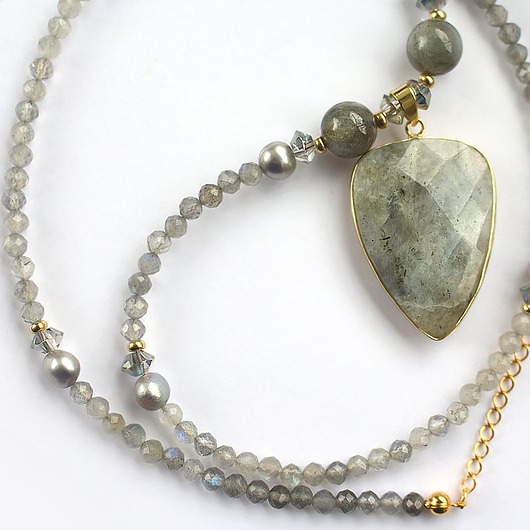 wisiory Labradoryt talizman wyzwolenia