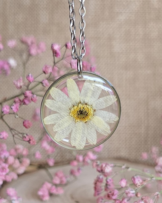 wisiory Wieczne kwiaty prawdziwa stokrotka zawieszka srebrna ze stokrotką