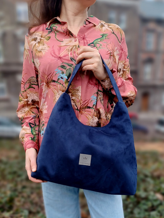 torby na ramię Zamszowa torba Hobo Margo Granatowa