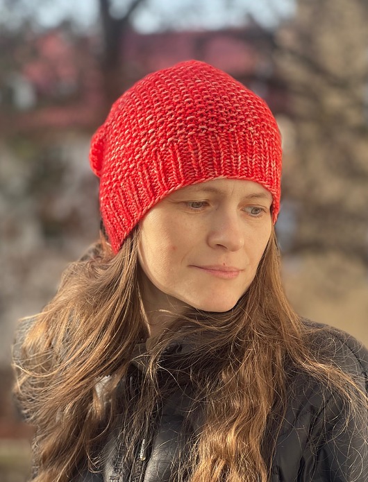czapki damskie Przejściowa czapka Marmurka bawełna z merynosem czerwona