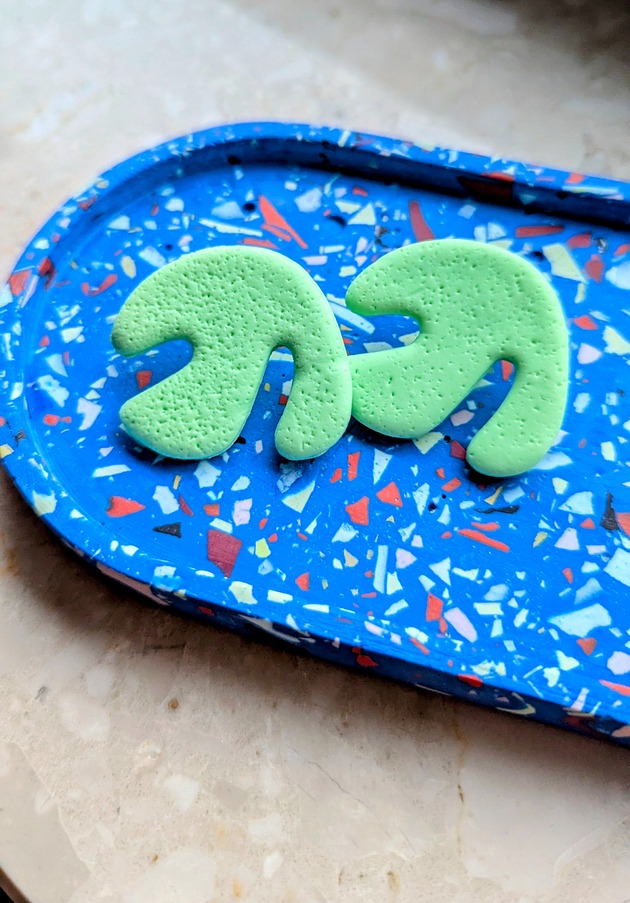 kolczyki z masy plastycznej Kolczyki grzybki pistacja