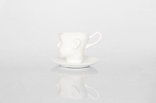 Filiżanka Główka z porcelany ze spodeczkiem. ENDE ceramics