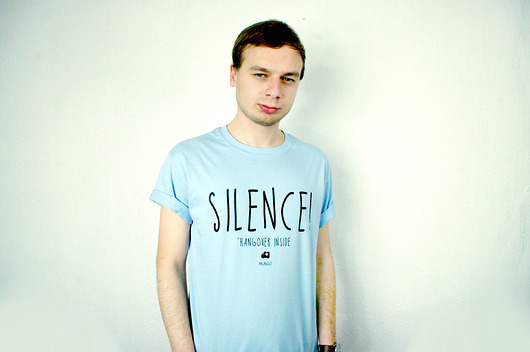 SILENCE! HANGOVER INSIDE błękitny t-shirt M, L MUNGO