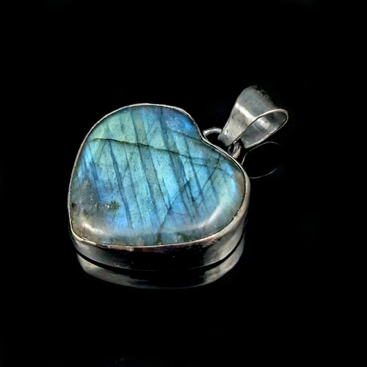 wisiory Serce z nieba- labradoryt