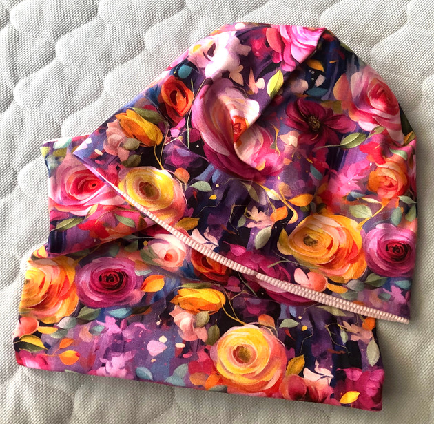 czapki dziecięce KOMPLET _ czapka + komin w kolorowe kwiaty