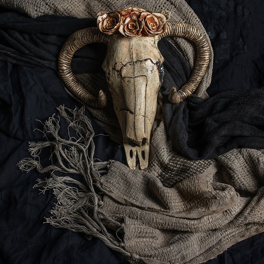 figurki i rzeźby Rzeźba ceramiczna Silent Bloomed Strength