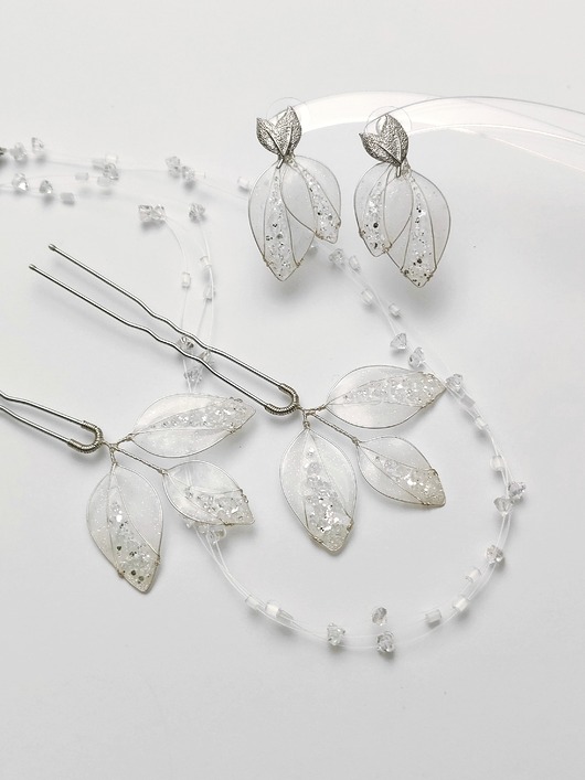 Biżuteria ślubna Komplet ślubny Dip Art "Nieważkość" choker, kolczyki i wsuwki