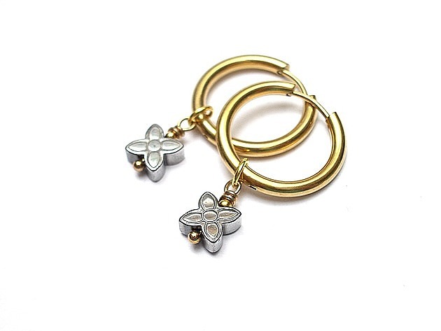 kolczyki pozłacane Kolczyki pozłacane Alloys Collection /hematite flower vol. 3