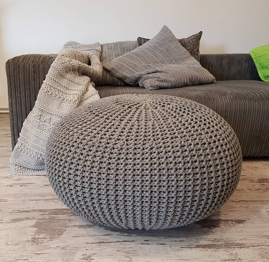 pufy do siedzenia Dziergany puf, puf, pufa, pufa na drutach