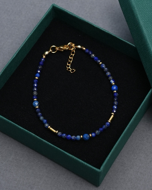 bransoletki z kamieni naturalnych Delikatna bransoletka z lapisem lazuli
