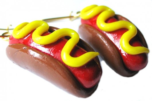 HotDogi z musztardą mya