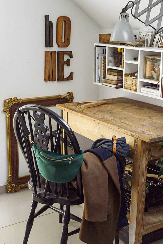 Dębowy duży napis /typografia HOME litery Littlewood
