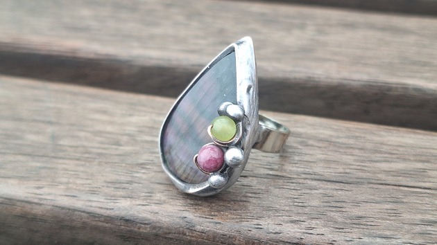 pierścionki - różne Kuleczki - pierścionek regulowany