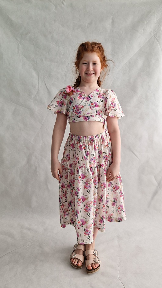 sukienki dla dziewczynki Komplecik w kwiatki