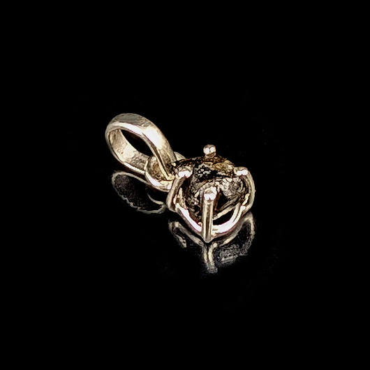 wisiory Diament surowo