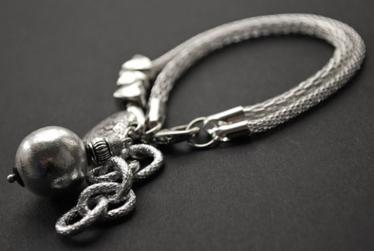 Ring ding ding - bransoletka Buy or Die