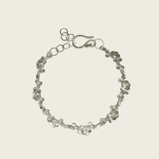 Srebrna bransoletka z płatków- Jabłonka KOS jewellery