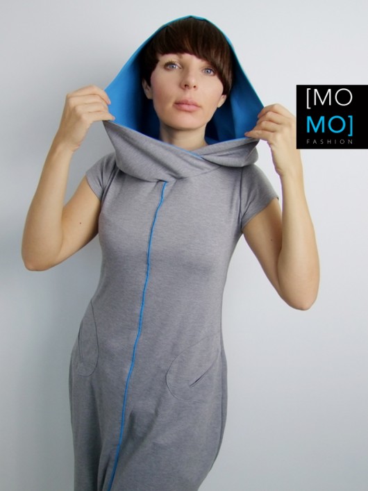 Sukienka z Kapturem szara by momo momo fashion