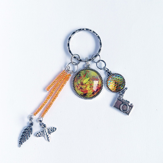 breloki Breloczek - Liście, aparat, pszczoła