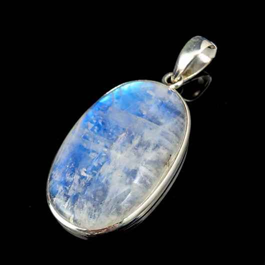 wisiory Księżycowe piękno