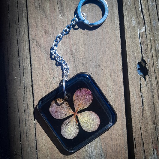 breloki Breloczek z kwiatem
