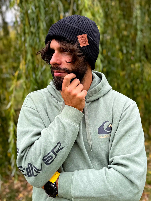 czapki i kapelusze męskie Męska bawełniana czapka beanie logo ekoskórka Czarna