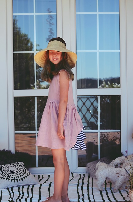 Muslin Swan Dress Adult FoureMki