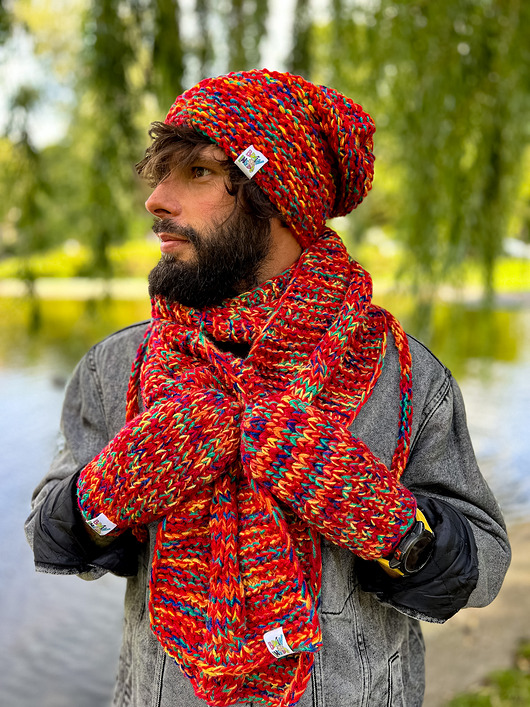 czapki i kapelusze męskie Męska czapka MERINO 50% bez pompona NEVERLAND "Czerwienie"