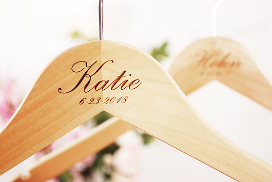 Zestaw 2 wieszaków ślubnych personalizowanych  MoodForWoodBridal