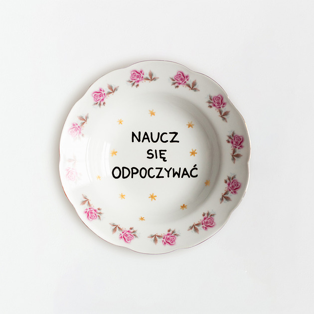 Ozdoby na ścianę Talerz na ścianę - odpoczywaj