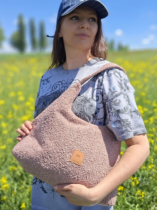 torby na ramię Różowa torba Hobo Margo z tkaniny boucle