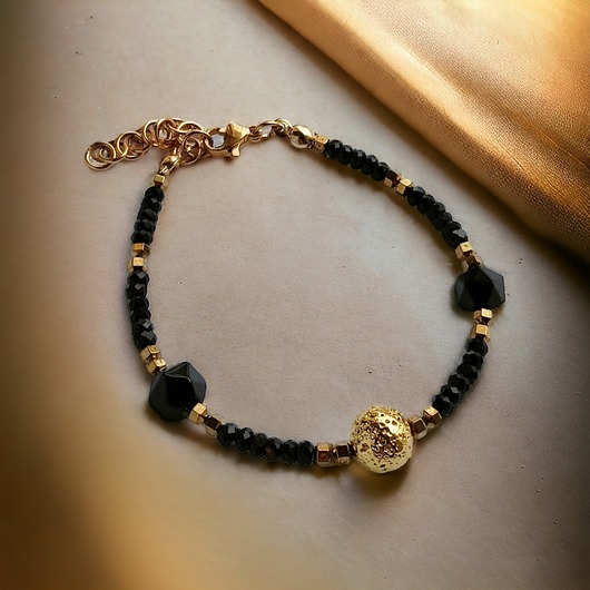 bransoletki z kamieni naturalnych Bransoletka GLAM : onyks, lawa, jadeit, hematyt :: czarno - złota