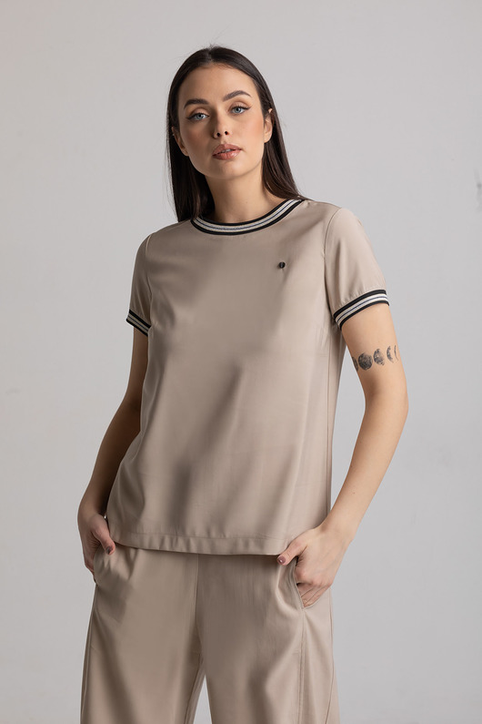 t-shirt damskie Bluzka wzbogacona taśmą  Click Fashion