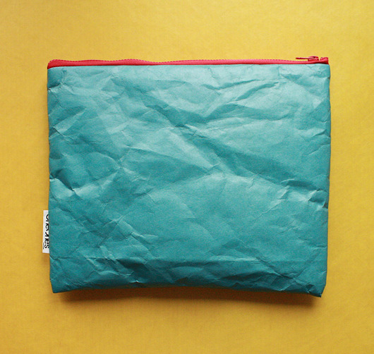 Turkusowy pokrowiec na tablet tyvek OneOnes Creative Studio