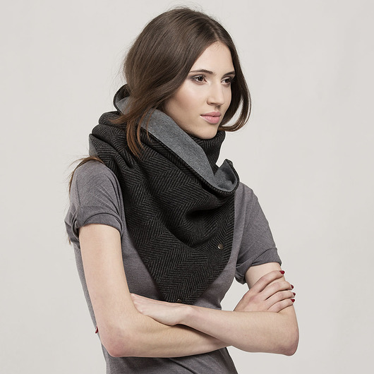 Duży Szal z praktycznym zapięciem Jodełka CADOaccessories
