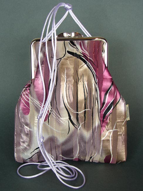 Torebka :: striped pink satin :: yamira
