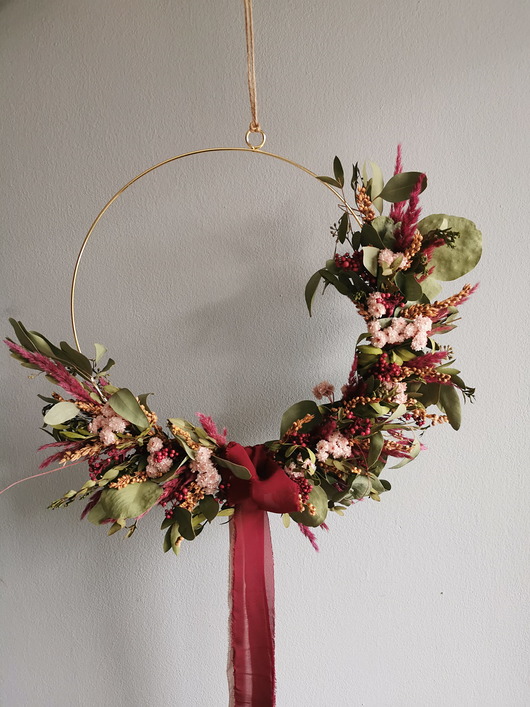 wianki Wianek z suszonym eukaliptusem - bordowy